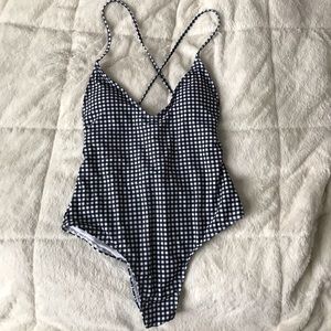 1 piece swimsuit